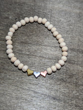Load image into Gallery viewer, Triple Heart Diffuser Bracelet