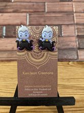 Load image into Gallery viewer, Ursula Stud Earrings