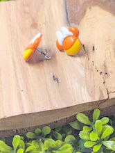 Load image into Gallery viewer, Minnie Mouse Candy Corn Stud