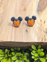 Load image into Gallery viewer, Vampire Mickey Stud