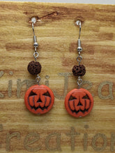 Load image into Gallery viewer, Pumpkin Diffuser Earrings