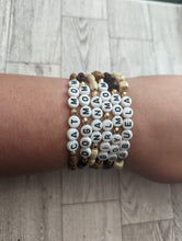 Load image into Gallery viewer, Mom Wood Diffuser Bracelet Set