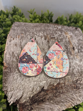 Load image into Gallery viewer, Patchwork Wood  Earrings