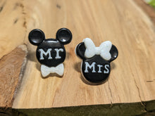 Load image into Gallery viewer, Mr &amp; Mrs. mickey &amp; Minnie head stud Earrings
