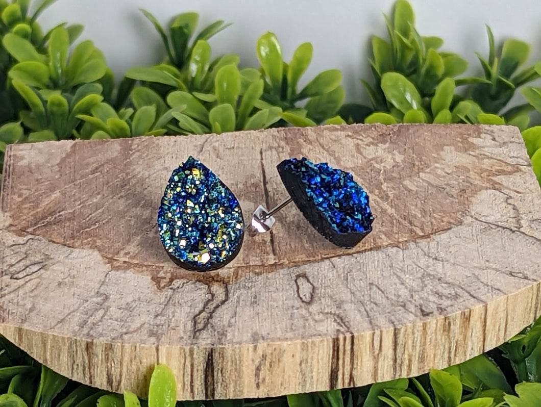 Druzy Teardrop stud- Blue & Yellow