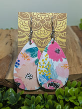 Load image into Gallery viewer, Floral Wood Earrings
