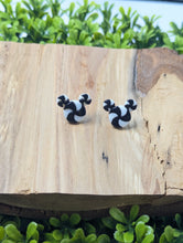 Load image into Gallery viewer, Mickey White &amp; Black Peppermint Stud Earring
