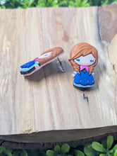 Load image into Gallery viewer, Anna Stud Earrings
