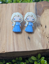Load image into Gallery viewer, Elsa Stud Earrings
