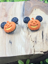 Load image into Gallery viewer, Pumpkin Mickey Stud
