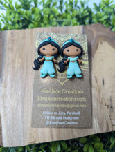 Load image into Gallery viewer, Jasmine Stud Earrings
