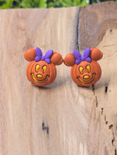 Load image into Gallery viewer, Minnie Pumpkin Stud
