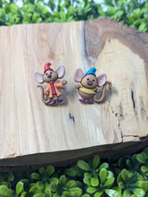Load image into Gallery viewer, Jaq &amp; Gus Stud Earring

