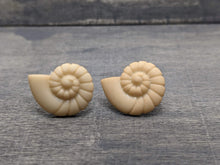 Load image into Gallery viewer, Conch Shell Stud Earrings

