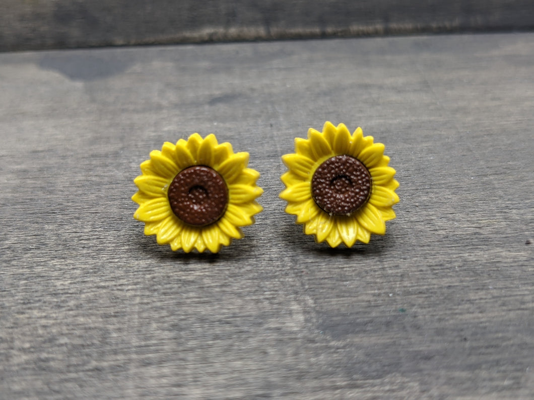 Sunflower Stud Earrings- Small