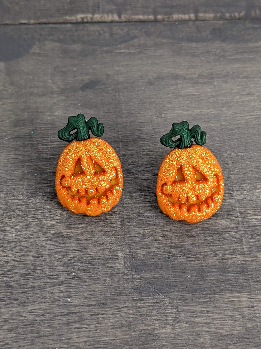 Pumpkin Stud Sparkle Long Face Earrings