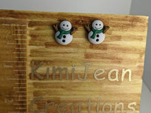 Load image into Gallery viewer, Snowman with Green Scarf Stud Earrings
