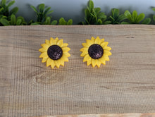 Load image into Gallery viewer, Sunflower Stud Earrings
