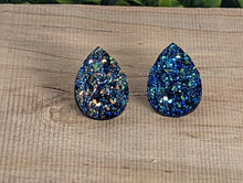 Load image into Gallery viewer, Druzy Large Teardrop stud- Blue &amp; Yellow

