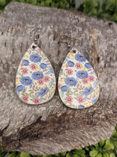 Load image into Gallery viewer, Periwinkle Wild Flower Wood Earrings

